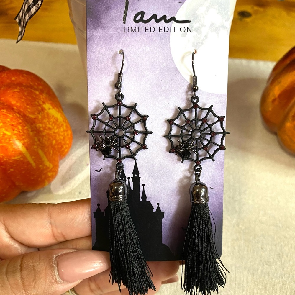 🎃Halloween I Am Jewerly Tassle Web Spider Earrings with Stones 🎃